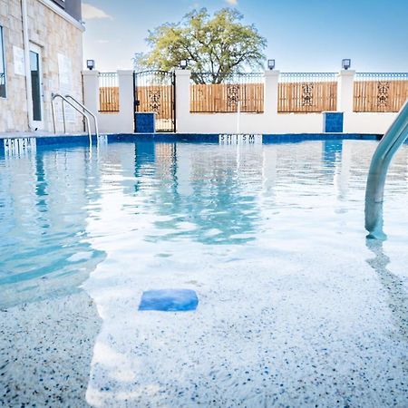 Holiday Inn Express Glen Rose By Ihg Exterior foto